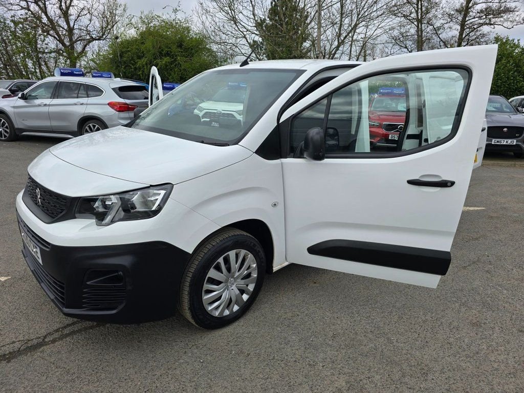 Used Peugeot Partner 2020 for sale - 76634870: Photo 36