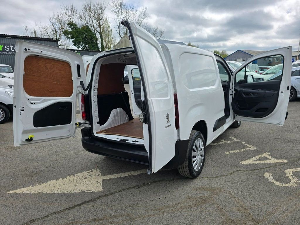 Used Peugeot Partner 2020 for sale - 76634870: Photo 38