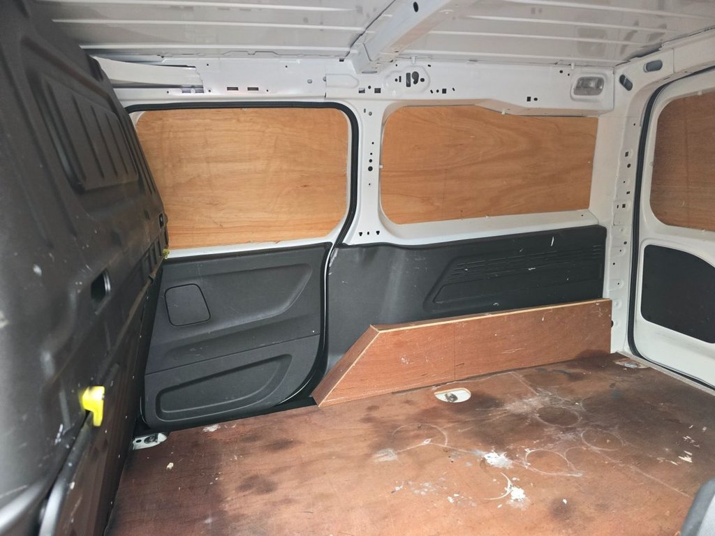 Used Citroen Berlingo 2021 for sale - 76634940: Photo 35