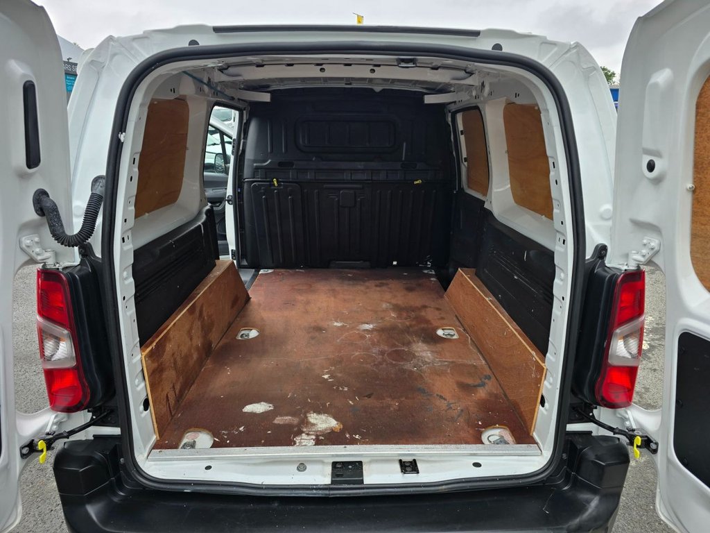 Used Citroen Berlingo 2021 for sale - 76634940: Photo 40