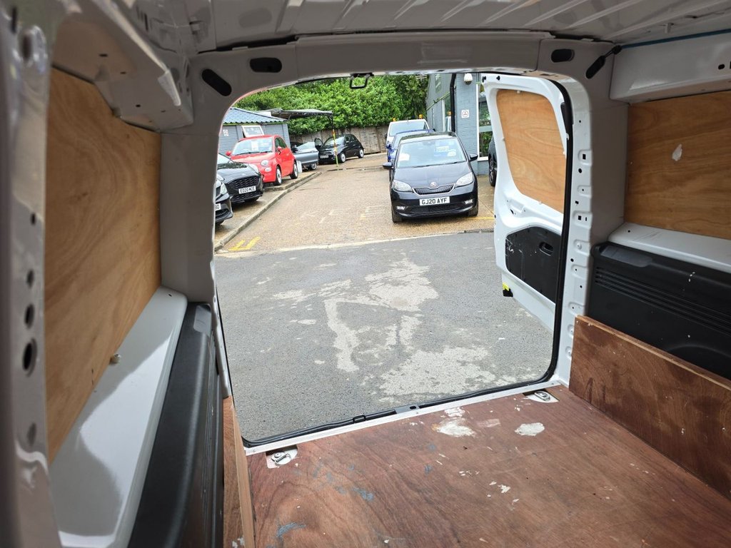 Used Citroen Berlingo 2021 for sale - 76634940: Photo 46