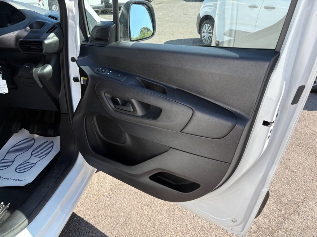 Used Peugeot Partner 2021 for sale - 76631979: Photo 21