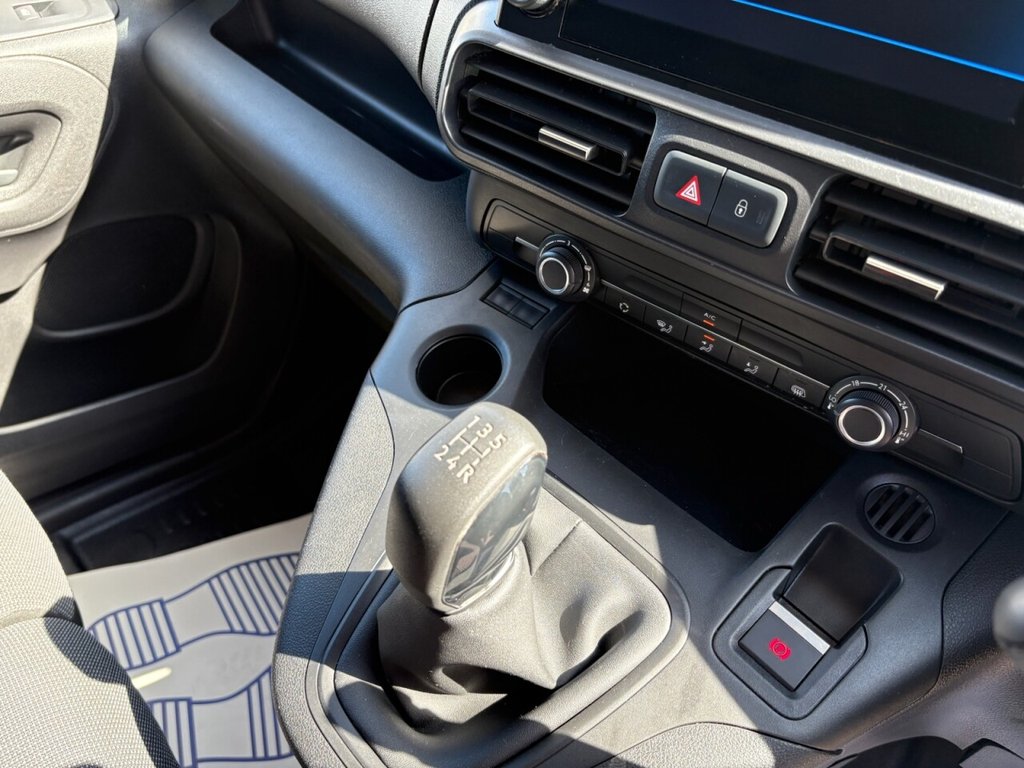 Used Peugeot Partner 2021 for sale - 76631979: Photo 29