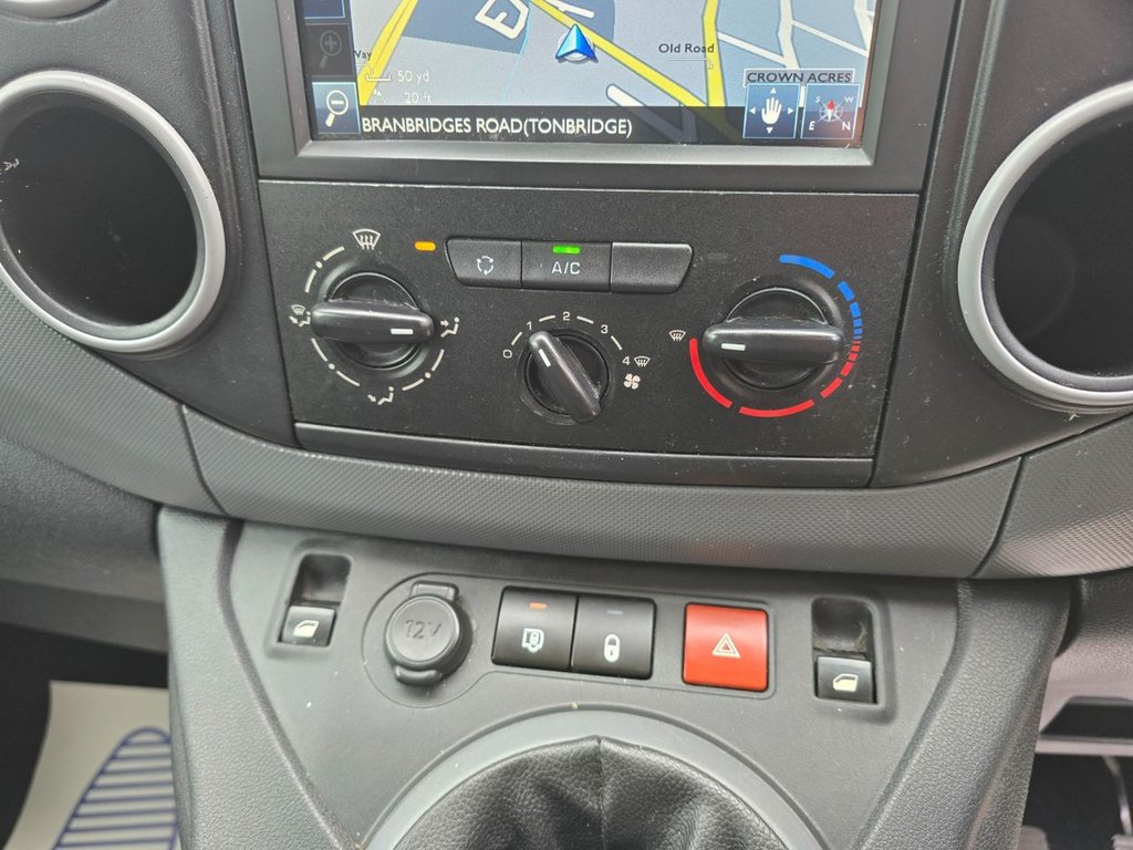 Used Peugeot Partner 2017 for sale - 76634927: Photo 26