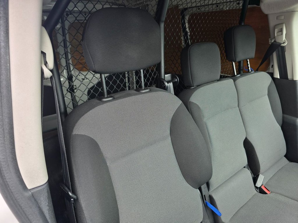 Used Peugeot Partner 2017 for sale - 76634927: Photo 28