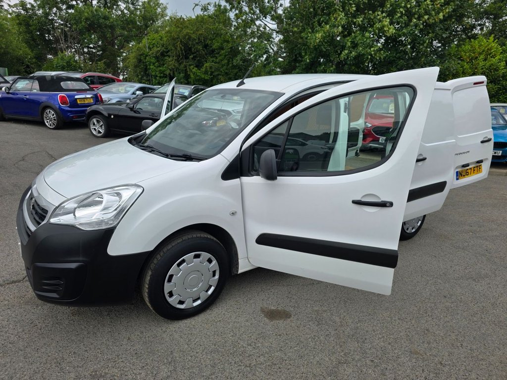 Used Peugeot Partner 2017 for sale - 76634927: Photo 49