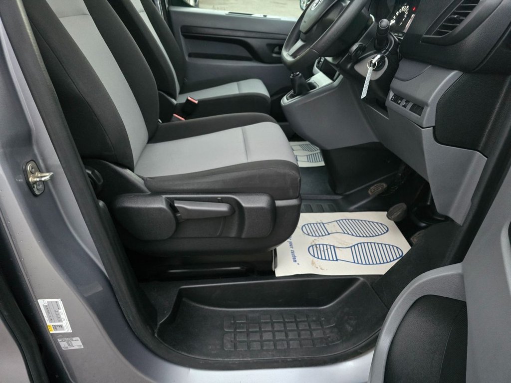 Used Vauxhall Vivaro Life 2020 for sale - 76642523: Photo 24