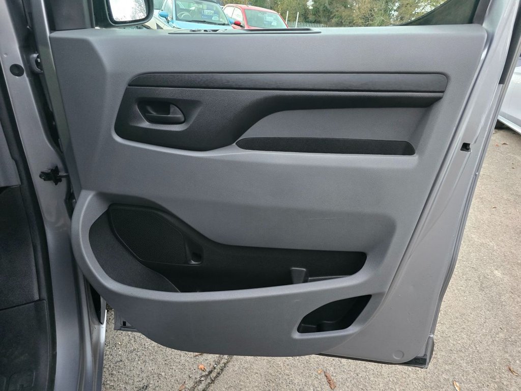 Used Vauxhall Vivaro Life 2020 for sale - 76642523: Photo 26