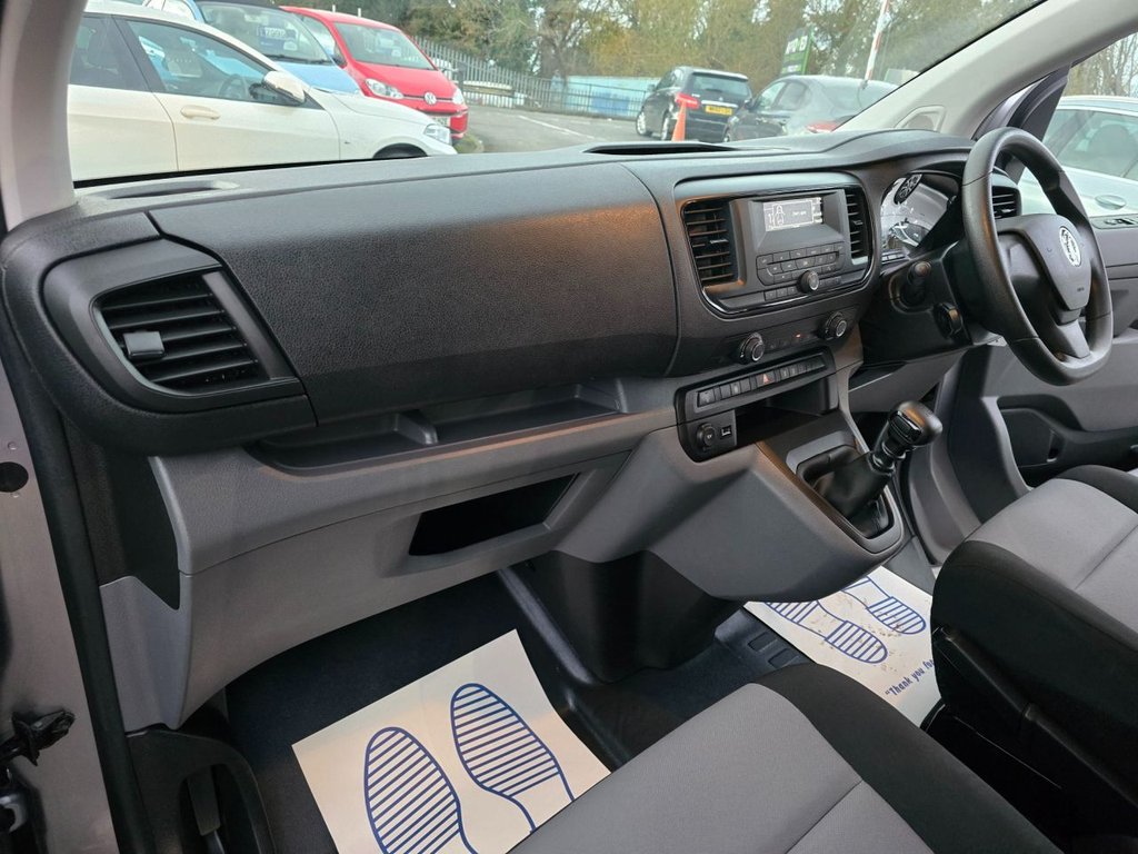 Used Vauxhall Vivaro Life 2020 for sale - 76642523: Photo 27