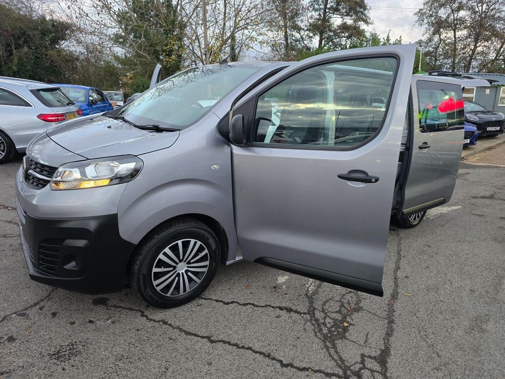 Used Vauxhall Vivaro Life 2020 for sale - 76642523: Photo 50