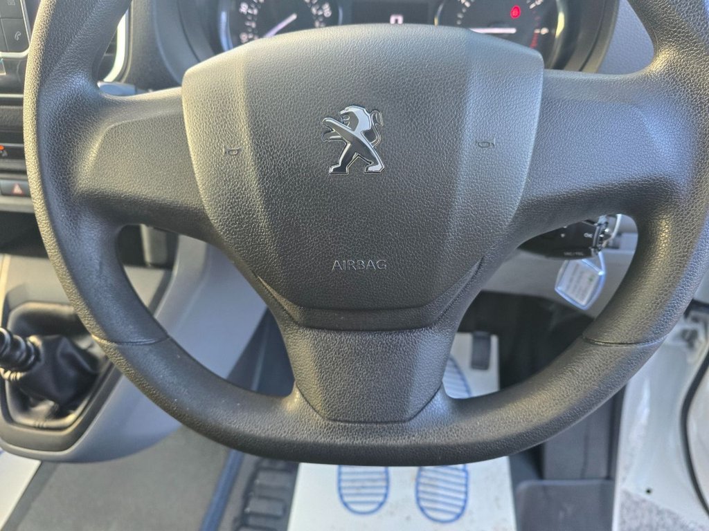 Used Peugeot Expert 2021 for sale - 76634835: Photo 17