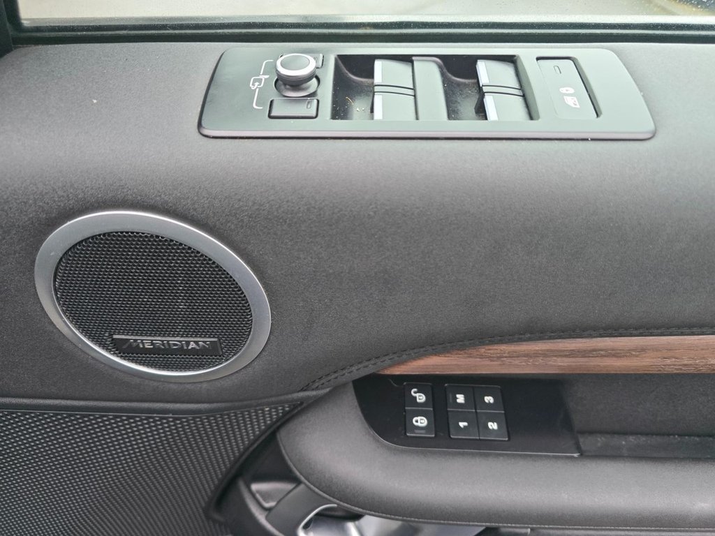 Used Land Rover Discovery 2020 for sale - 77122015: Photo 27