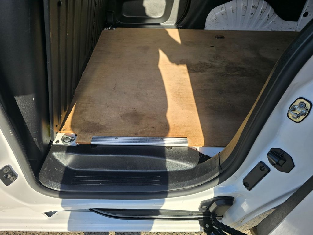 Used Citroen Berlingo 2021 for sale - 76631722: Photo 38