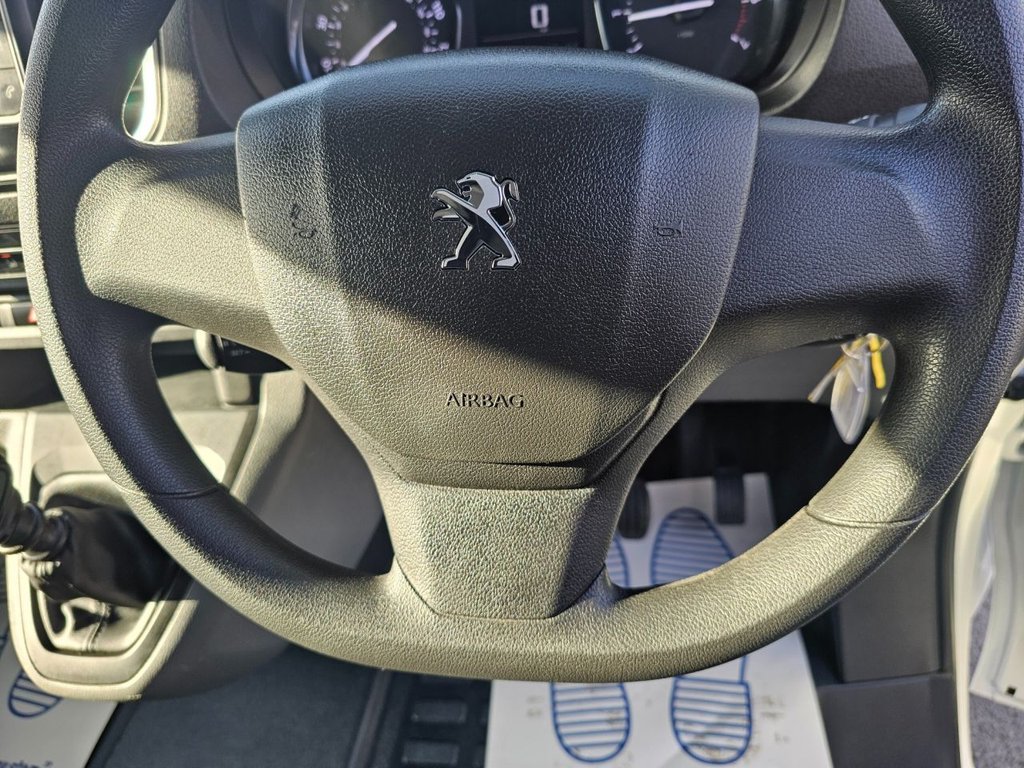 Used Peugeot Expert 2021 for sale - 77408205: Photo 17