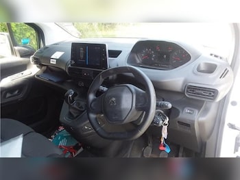 Used Peugeot Partner 2020 for sale - 75619777: Photo