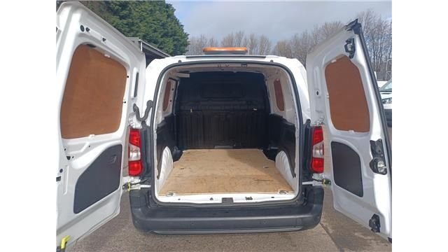 Used Peugeot Partner 2021 for sale - 77952984: Photo 8