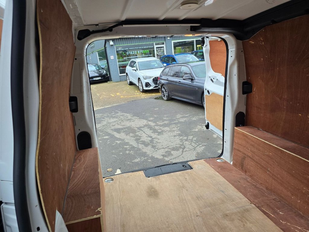 Used Peugeot Expert 2020 for sale - 76660640: Photo 46