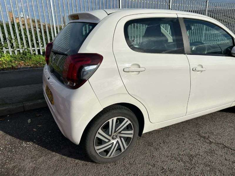 Used Peugeot 108 2015 for sale - 76634834: Photo 5