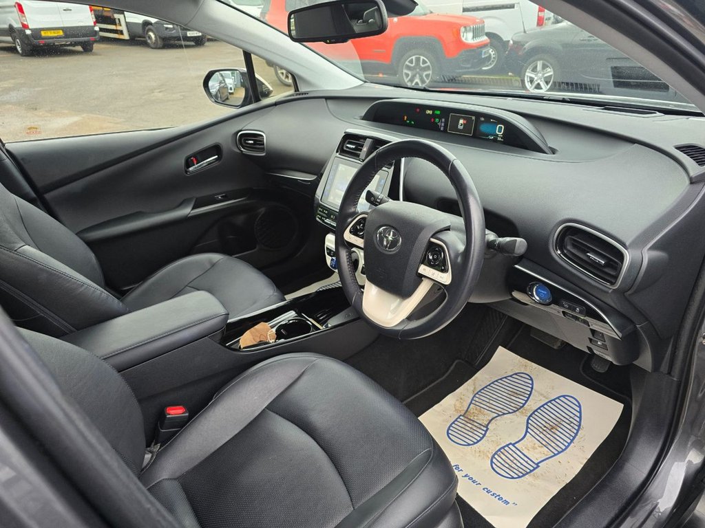 Used Toyota Prius 2018 for sale - 76703761: Photo 15