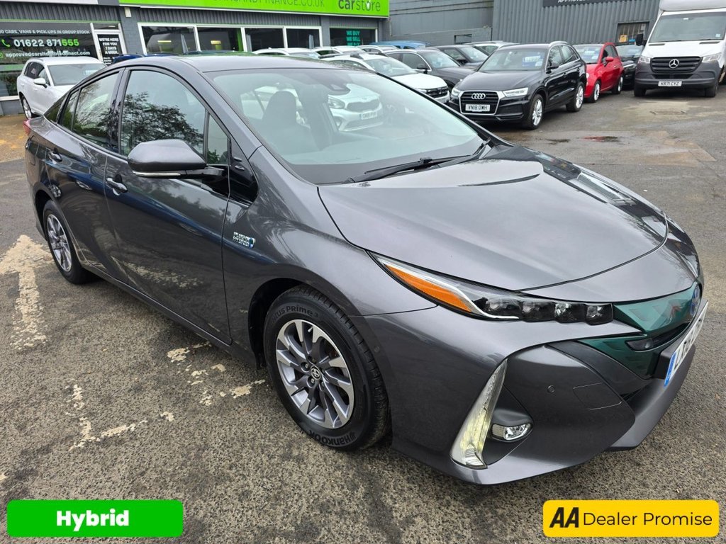 Used Toyota Prius 2018 for sale - 76703761: Photo 2
