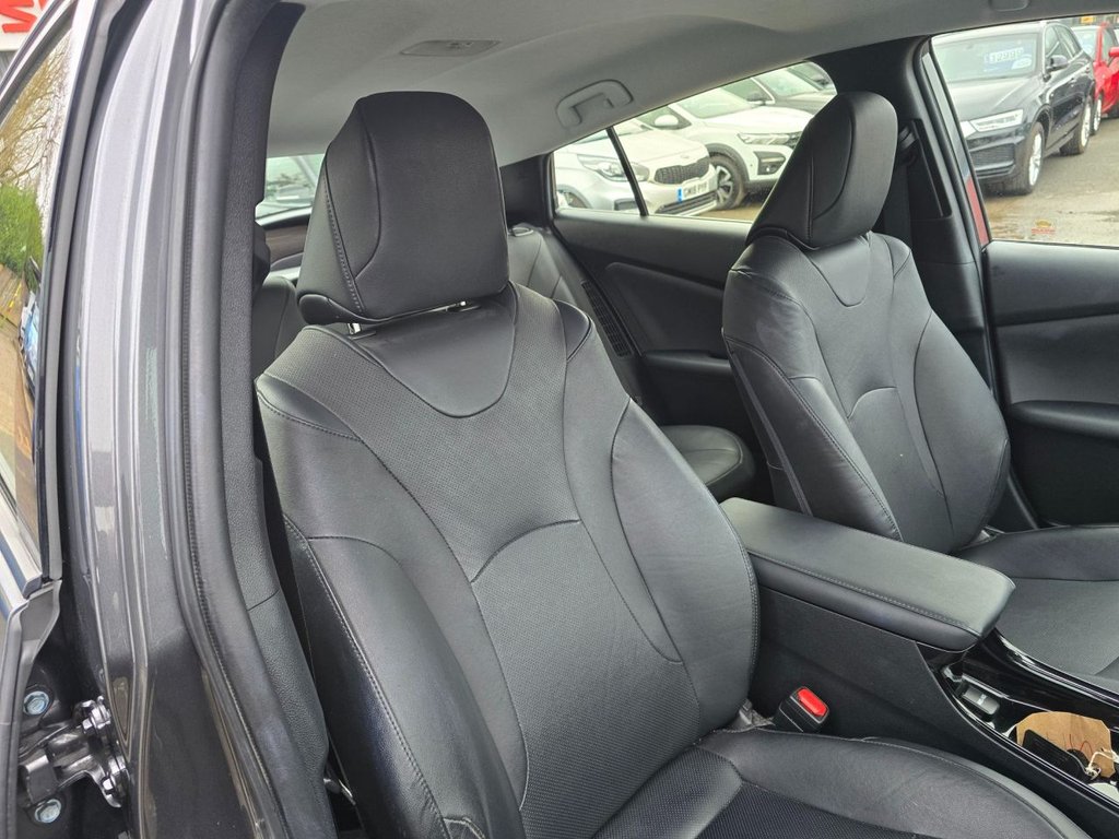 Used Toyota Prius 2018 for sale - 76703761: Photo 22