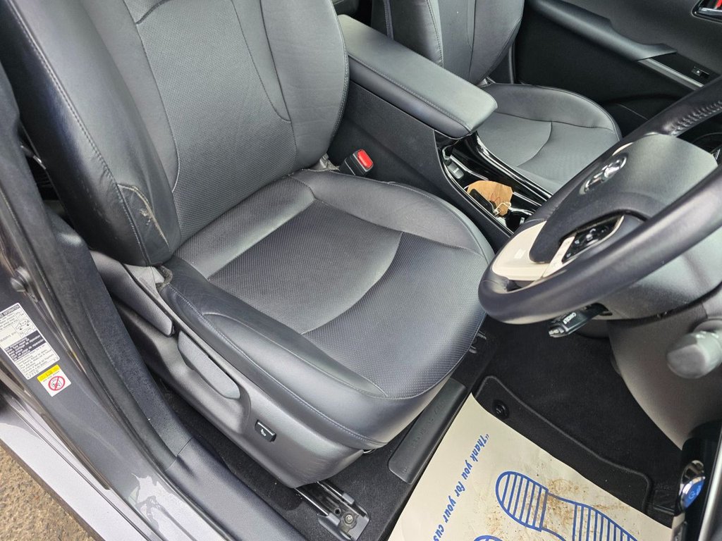 Used Toyota Prius 2018 for sale - 76703761: Photo 23