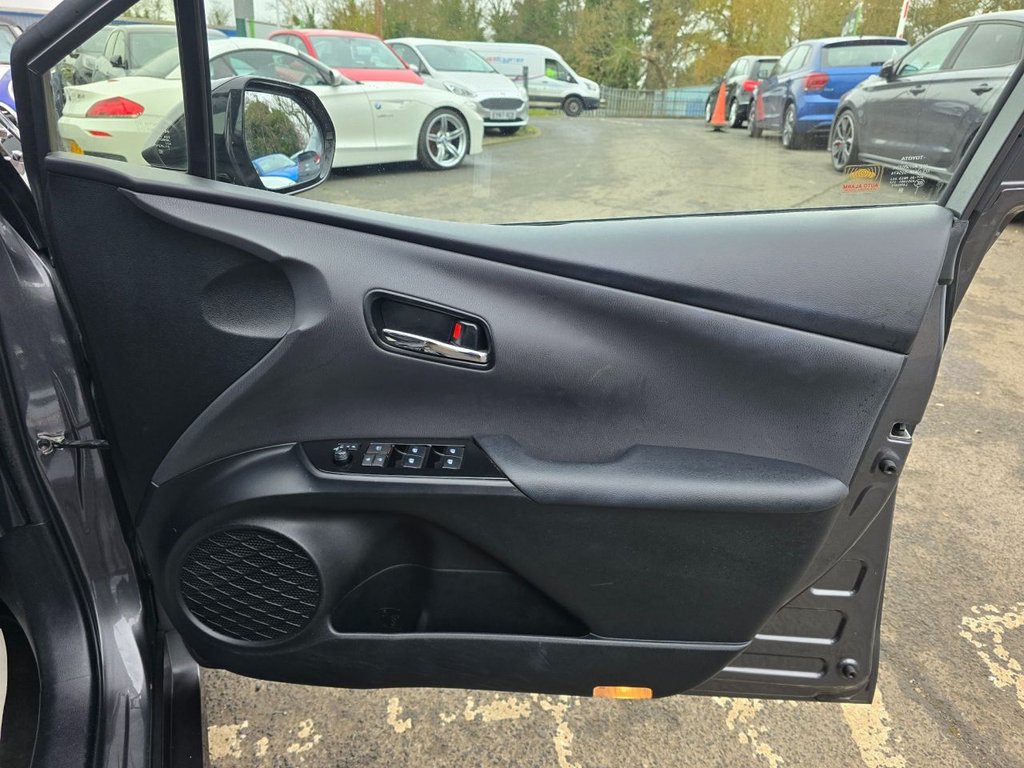 Used Toyota Prius 2018 for sale - 76703761: Photo 26