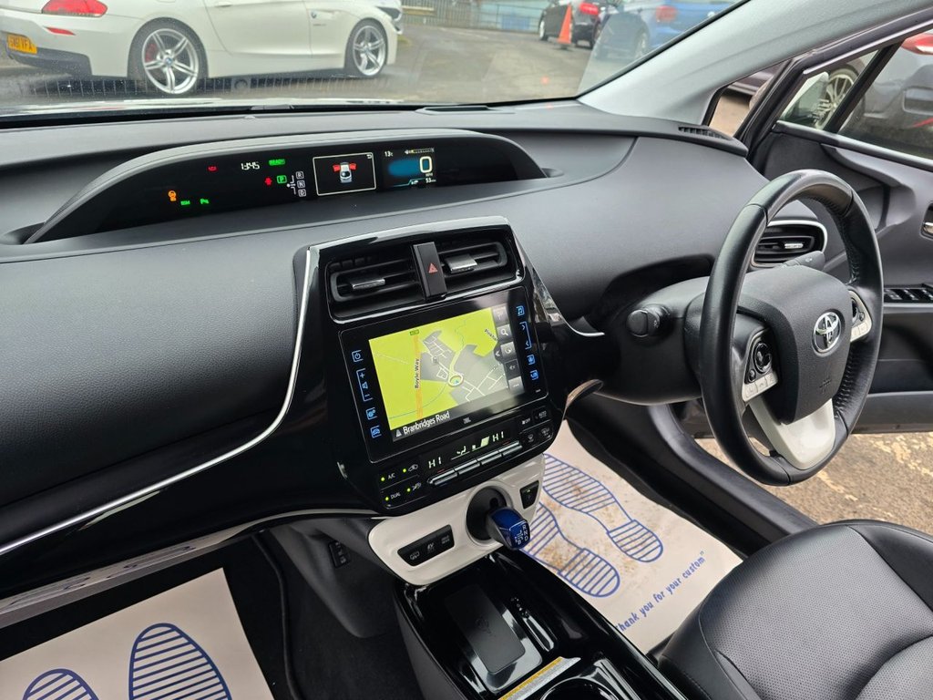 Used Toyota Prius 2018 for sale - 76703761: Photo 28