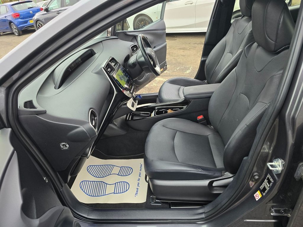 Used Toyota Prius 2018 for sale - 76703761: Photo 31