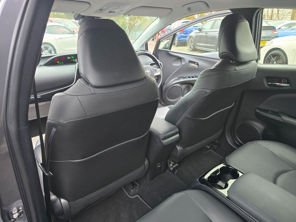 Used Toyota Prius 2018 for sale - 76703761: Photo 33