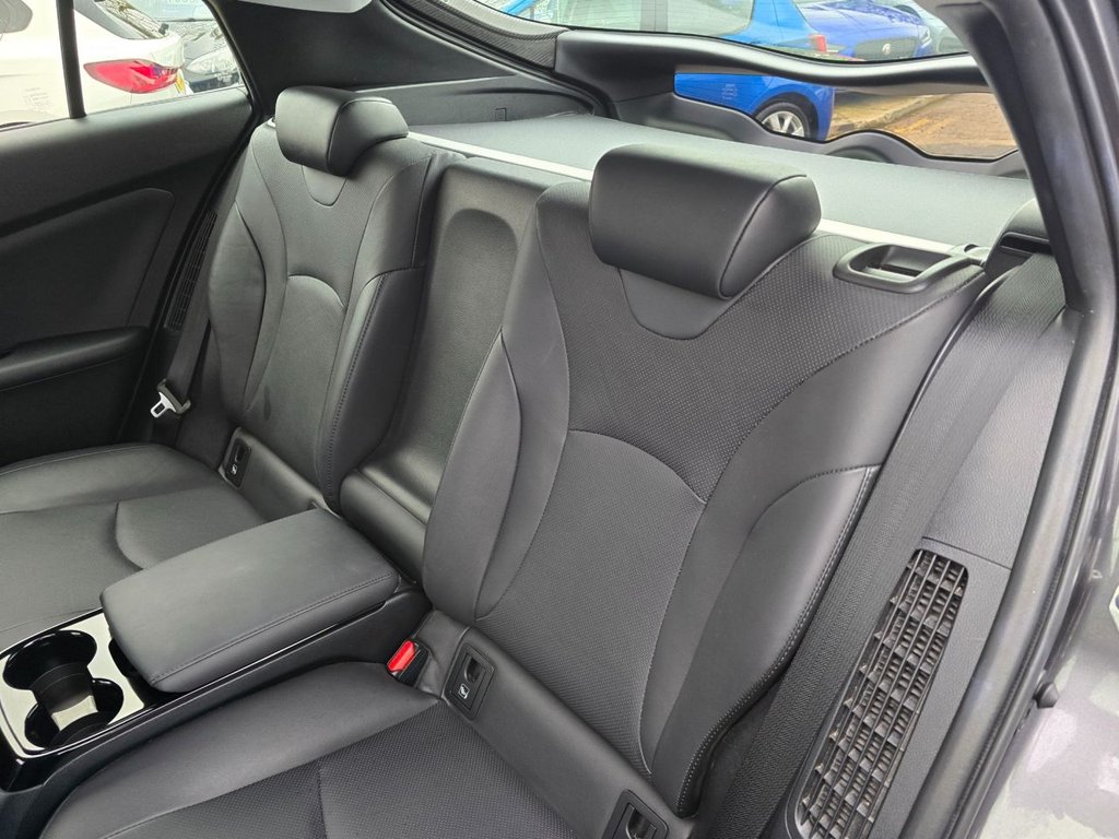 Used Toyota Prius 2018 for sale - 76703761: Photo 35