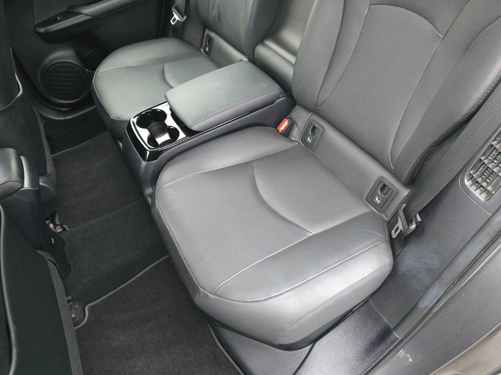 Used Toyota Prius 2018 for sale - 76703761: Photo 36