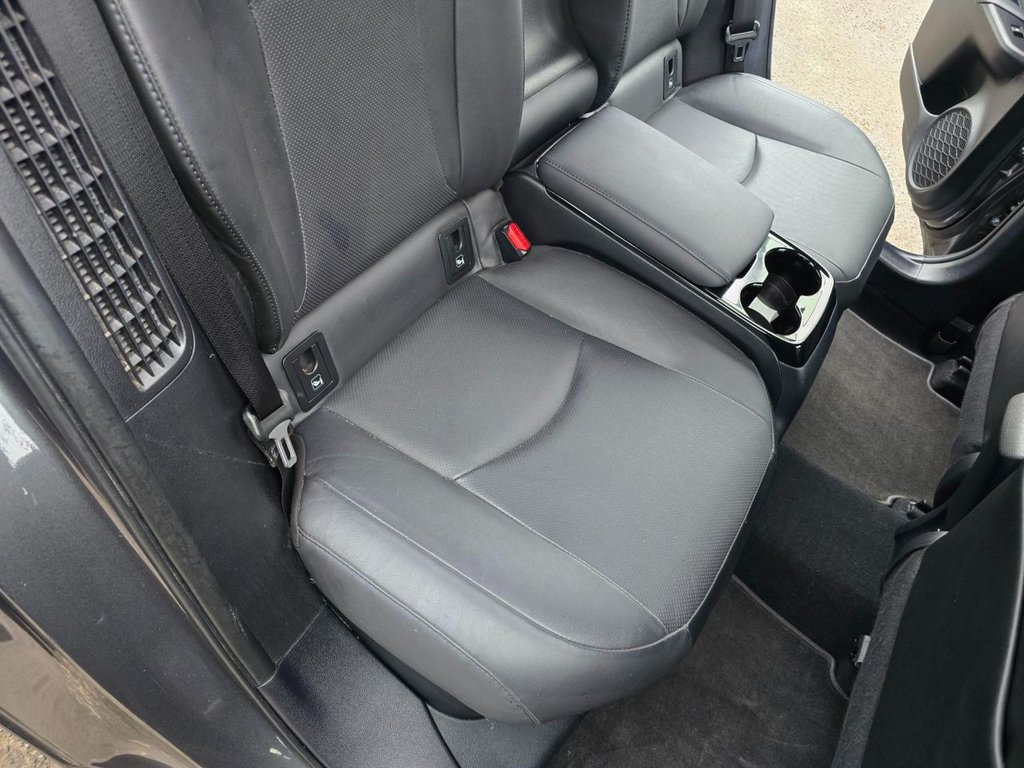 Used Toyota Prius 2018 for sale - 76703761: Photo 44