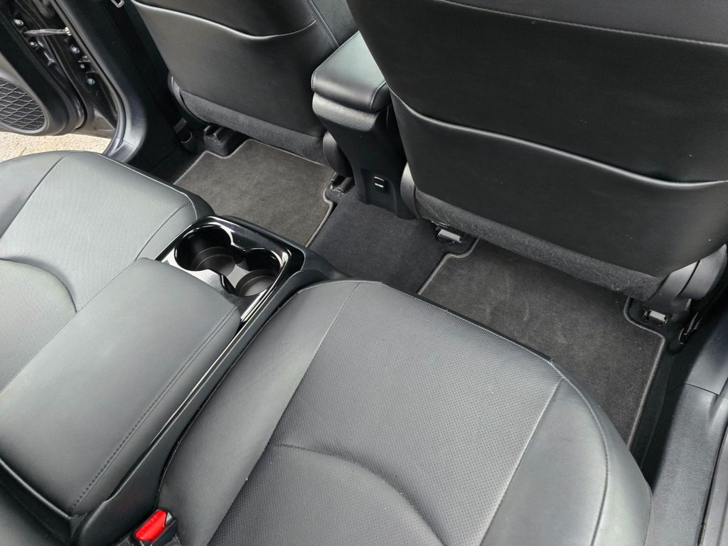 Used Toyota Prius 2018 for sale - 76703761: Photo 46