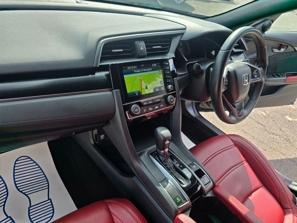 Used Honda Civic 2021 for sale - 76634840: Photo 30