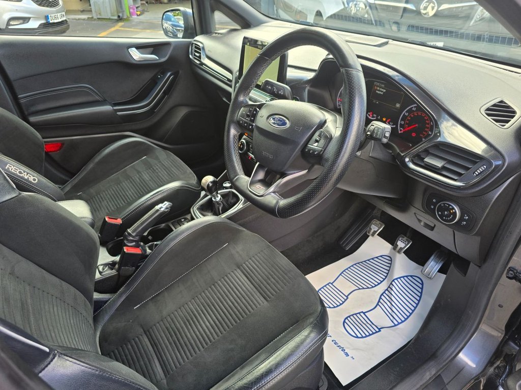 Used Ford Fiesta 2018 for sale - 76634881: Photo 15