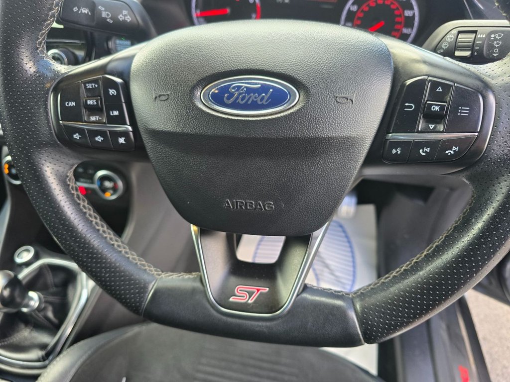 Used Ford Fiesta 2018 for sale - 76634881: Photo 17