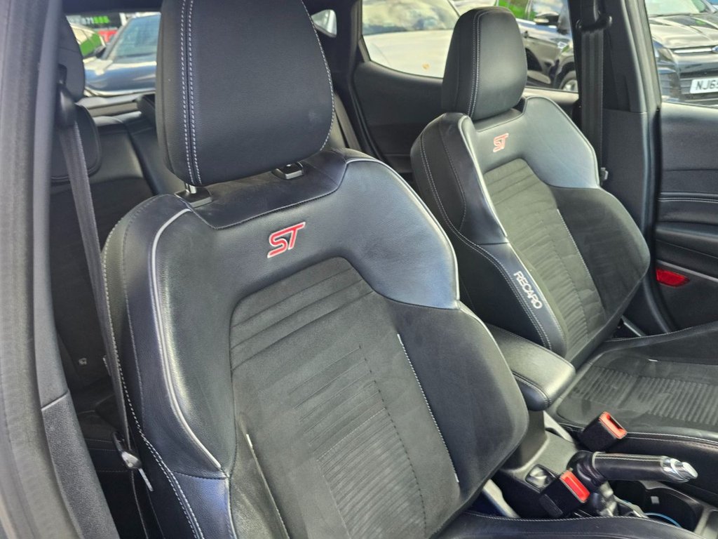 Used Ford Fiesta 2018 for sale - 76634881: Photo 25