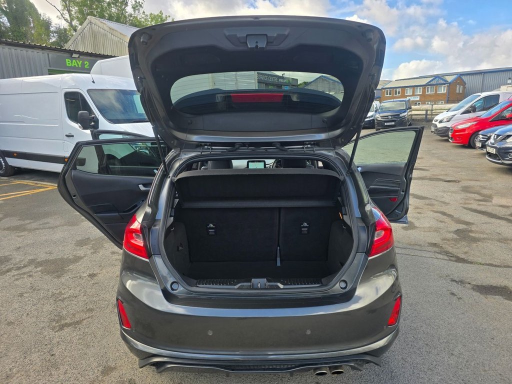 Used Ford Fiesta 2018 for sale - 76634881: Photo 42