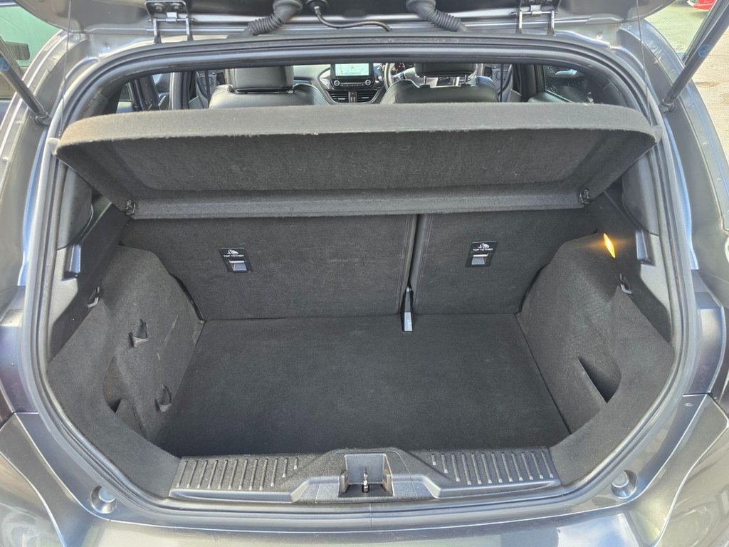 Used Ford Fiesta 2018 for sale - 76634881: Photo 43