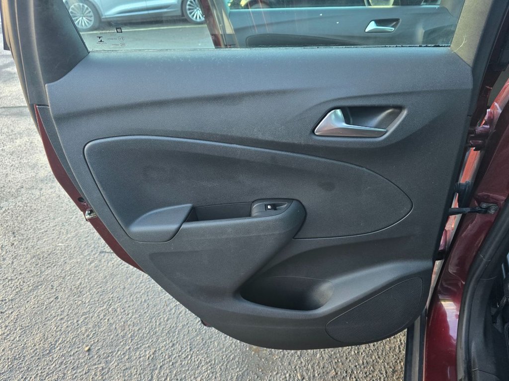 Used Vauxhall Crossland X 2017 for sale - 76634869: Photo 42