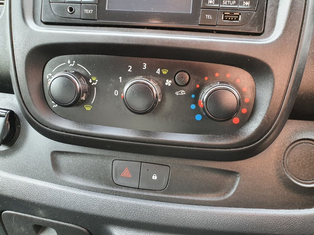 Used Renault Trafic 2018 for sale - 76634822: Photo 19