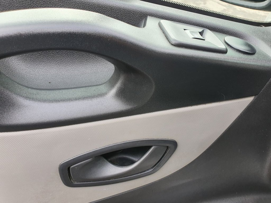 Used Renault Trafic 2018 for sale - 76634822: Photo 29