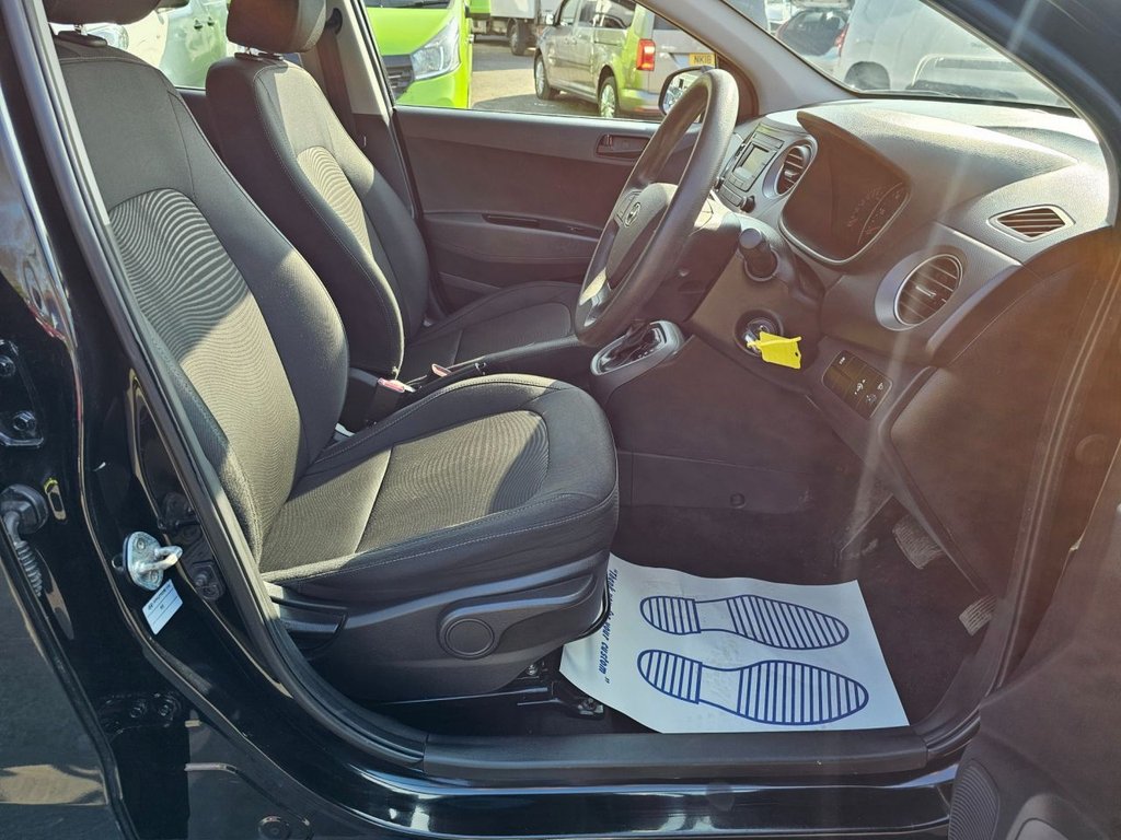 Used Hyundai i10 2018 for sale - 77748312: Photo 24