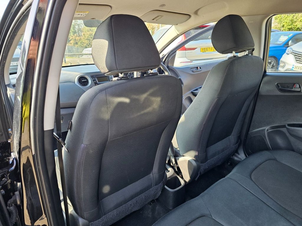 Used Hyundai i10 2018 for sale - 77748312: Photo 33