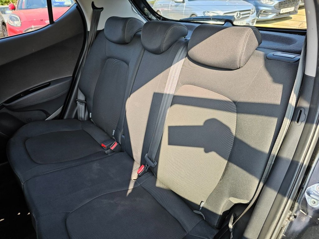 Used Hyundai i10 2018 for sale - 77748312: Photo 35