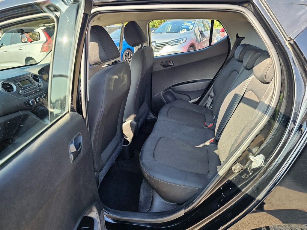 Used Hyundai i10 2018 for sale - 77748312: Photo 37