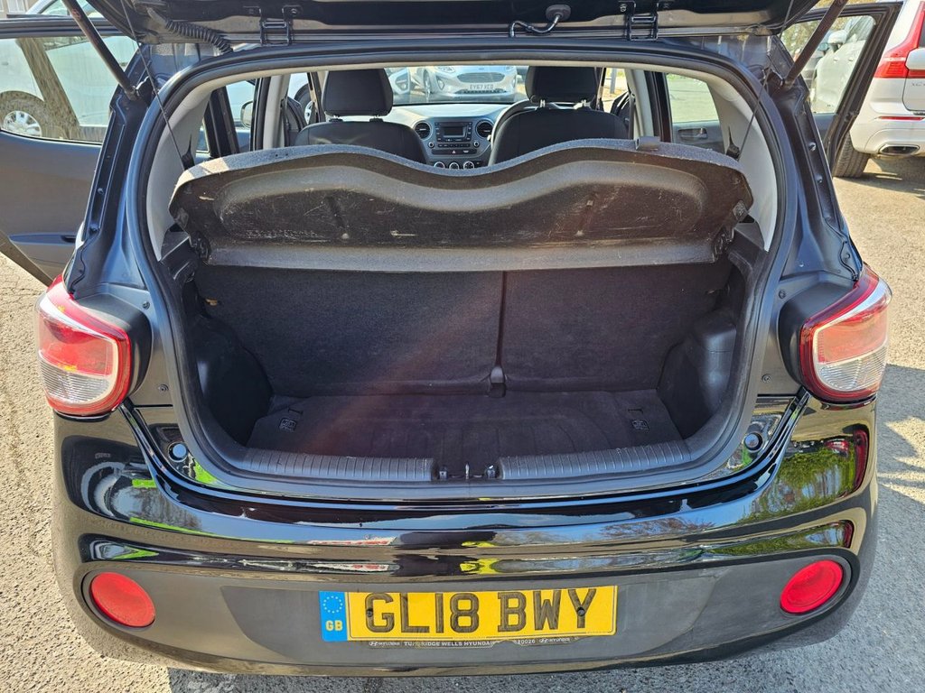 Used Hyundai i10 2018 for sale - 77748312: Photo 40