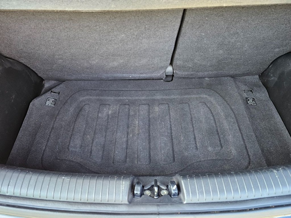 Used Hyundai i10 2018 for sale - 77748312: Photo 41