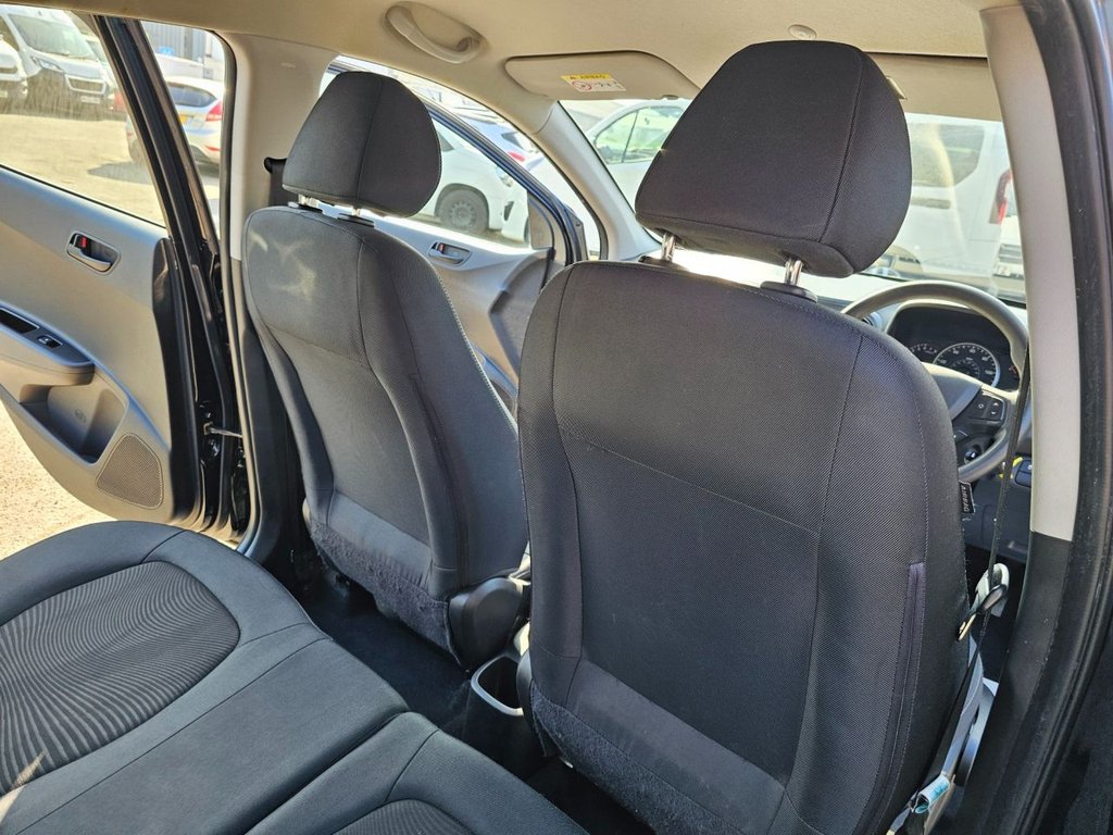 Used Hyundai i10 2018 for sale - 77748312: Photo 44